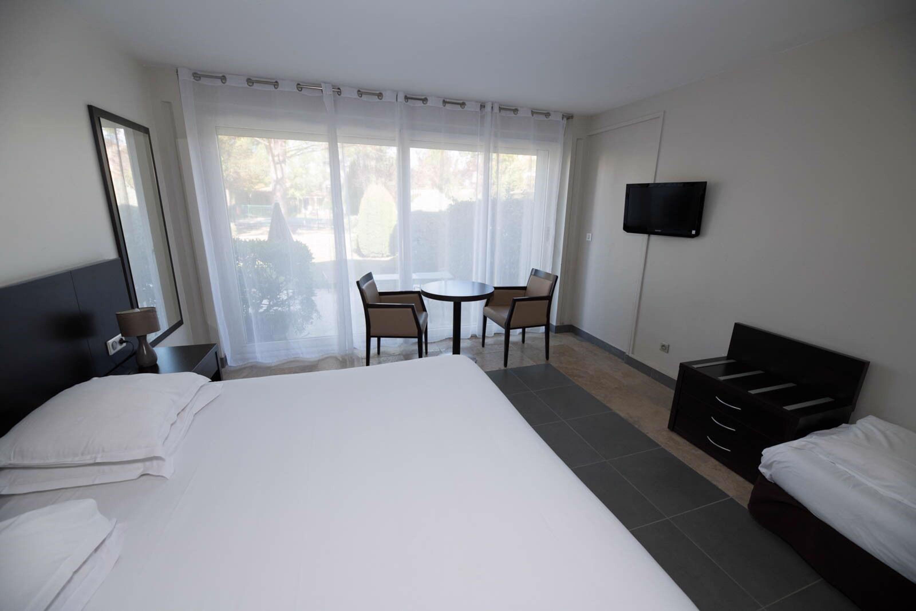 Sowell Domaine De La Petite Isle Hotel 4*